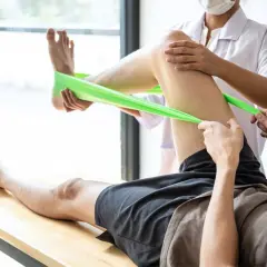 Fizjoterapeuta: Kim jest, co leczy i kiedy warto go odwiedzić?