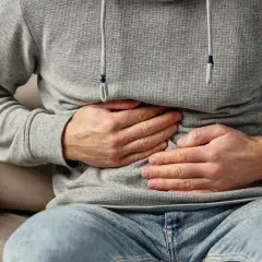 Ssanie w żołądku: Jak się pozbyć? Leki, domowe sposoby, dieta