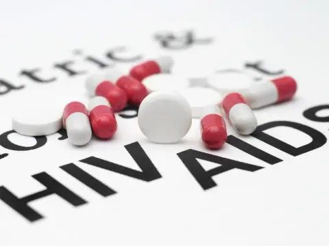 Leki na HIV: Bezpłatne w Polsce? Poznaj prawdę o kosztach!