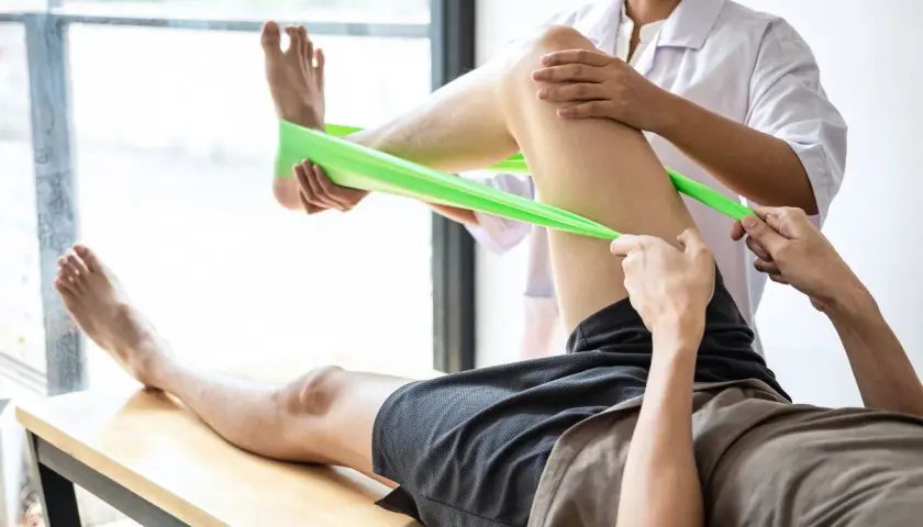 Fizjoterapeuta: Kim jest, co leczy i kiedy warto go odwiedzić?