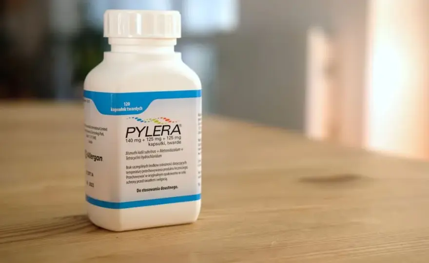 Helicobacter pylori: Jak brać leki? Przewodnik po skutecznej terapii.