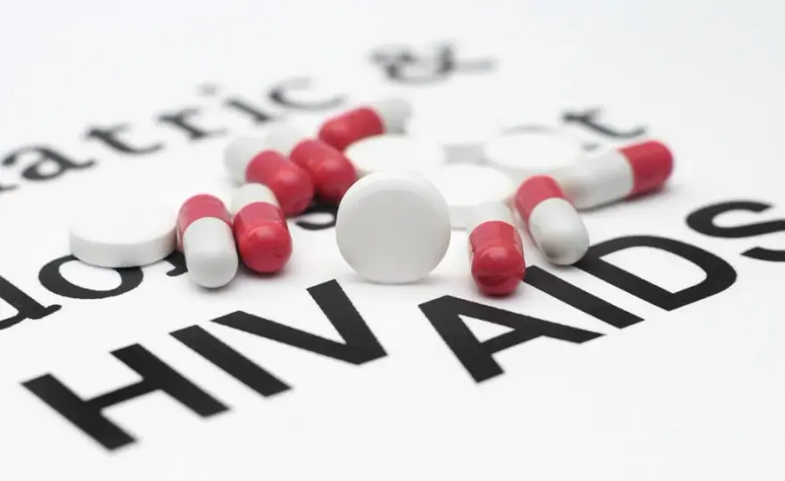 Leki na HIV: Bezpłatne w Polsce? Poznaj prawdę o kosztach!