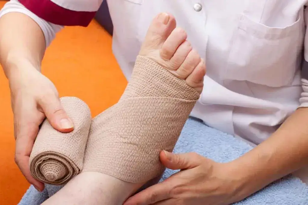 tabela odszkodowań za skręcenie kostki